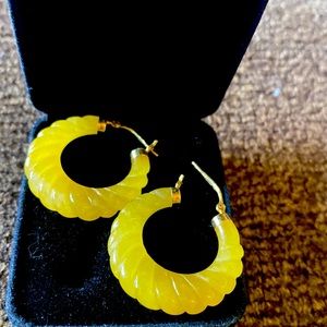 14 karat yellow gold yellow jade hoop earrings